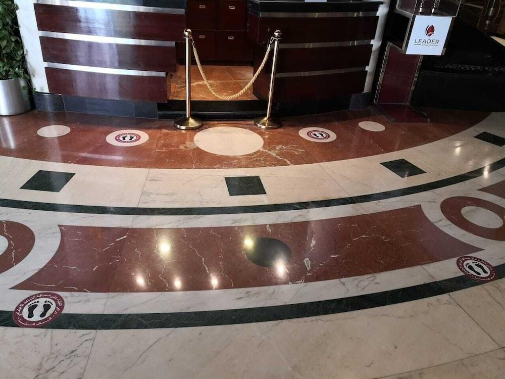 Al Muna Kareem Hotel- Ex Leader Медина Экстерьер фото