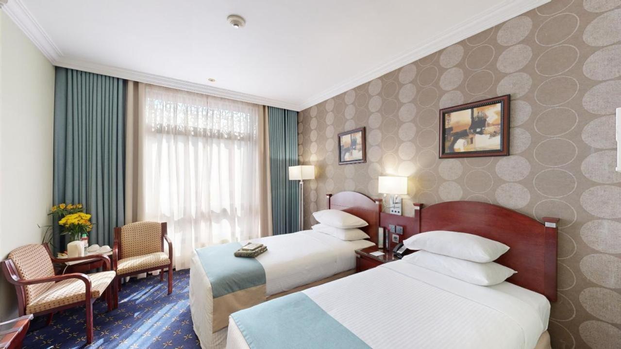 Al Muna Kareem Hotel- Ex Leader Медина Экстерьер фото