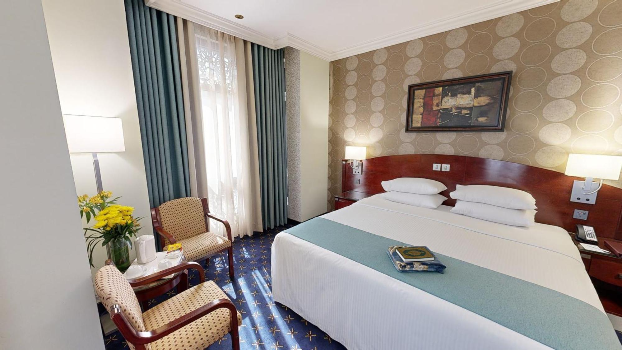 Al Muna Kareem Hotel- Ex Leader Медина Экстерьер фото