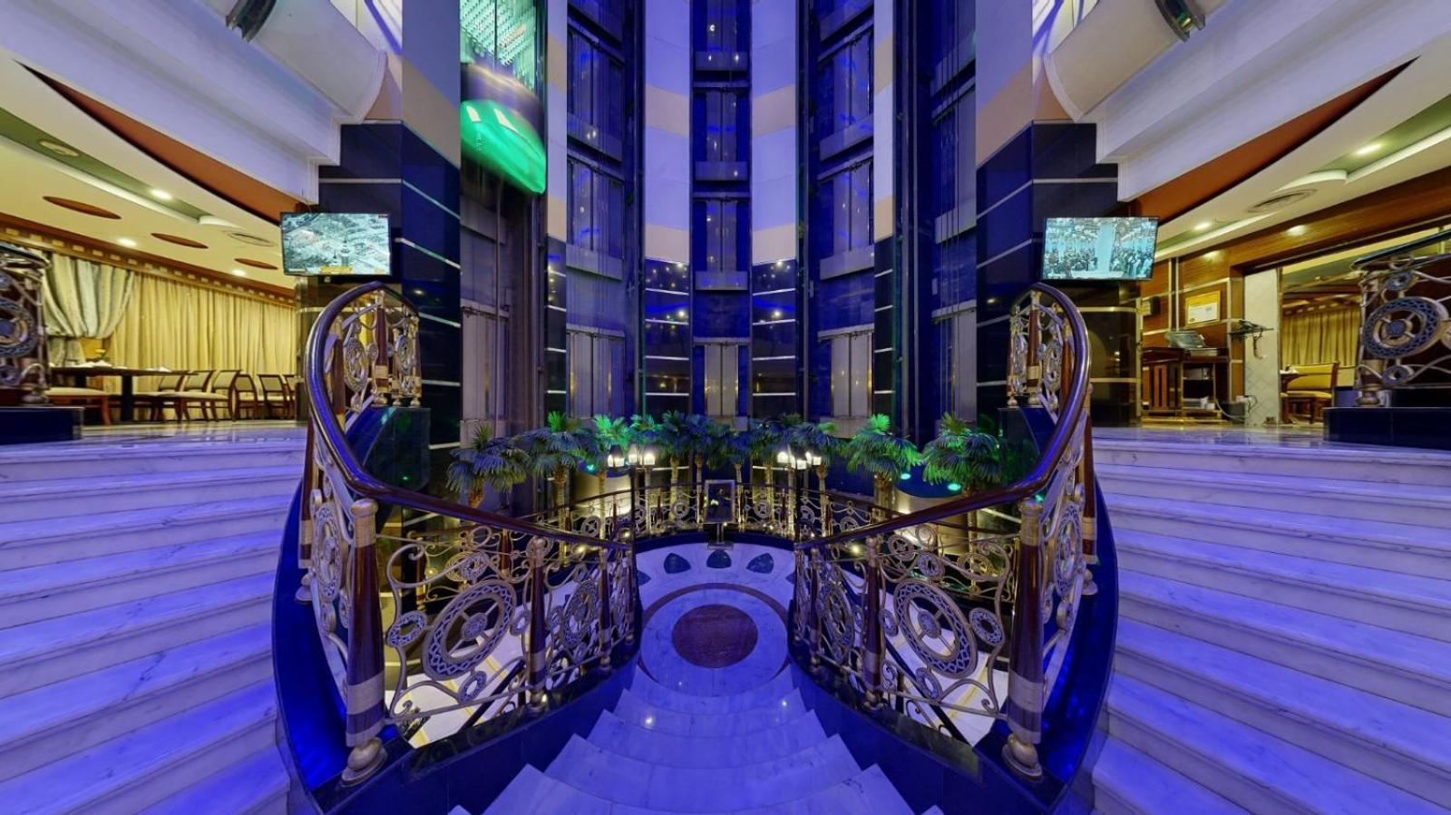 Al Muna Kareem Hotel- Ex Leader Медина Экстерьер фото