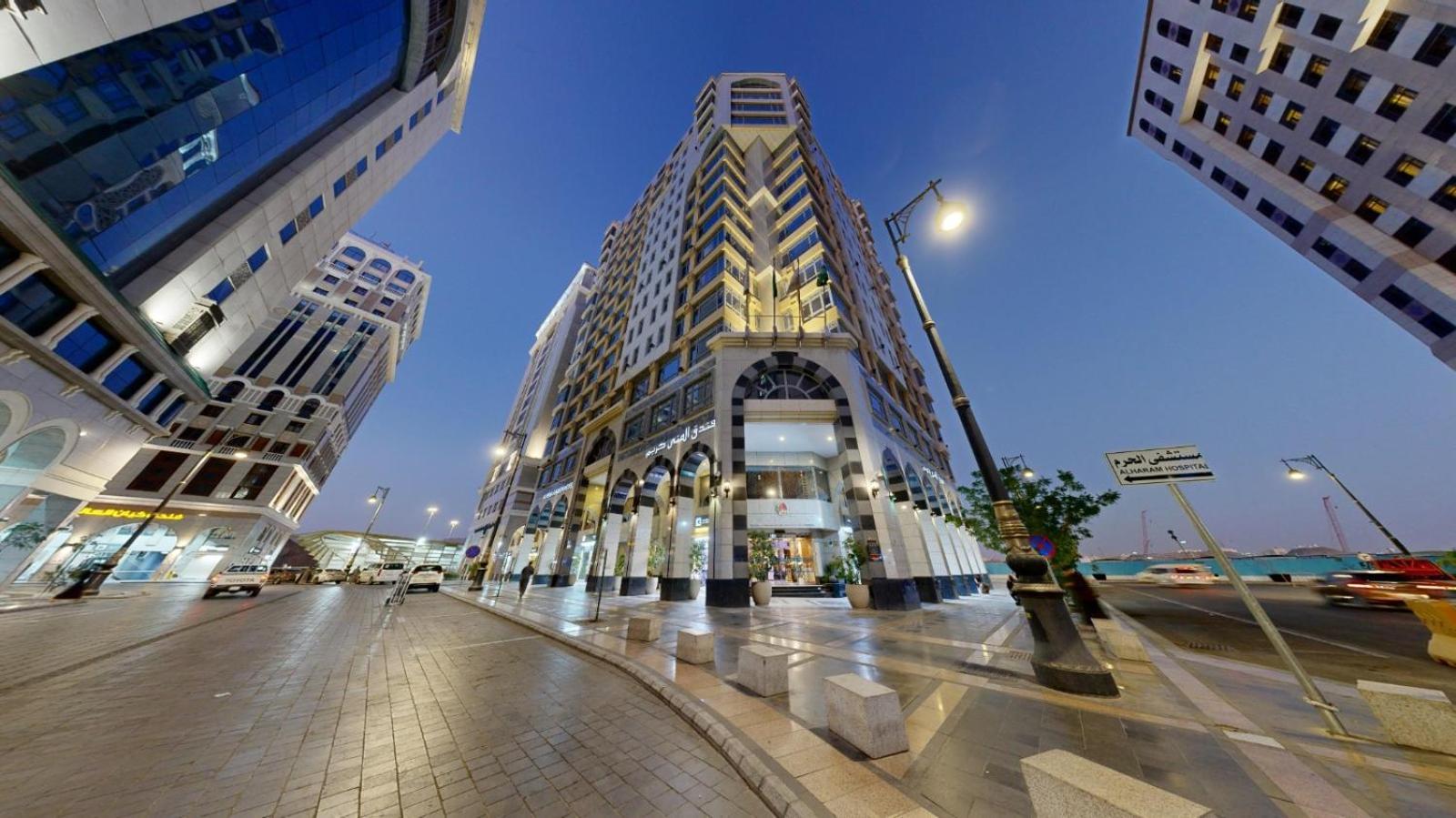 Al Muna Kareem Hotel- Ex Leader Медина Экстерьер фото